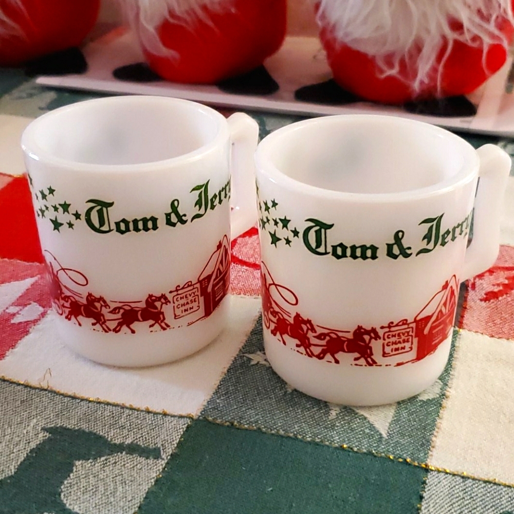 Vintage Tom & Jerry Mugs (small)